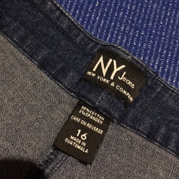 NY Capri - Picture 3 of 4